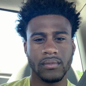 Meet your Posher, Dangelo